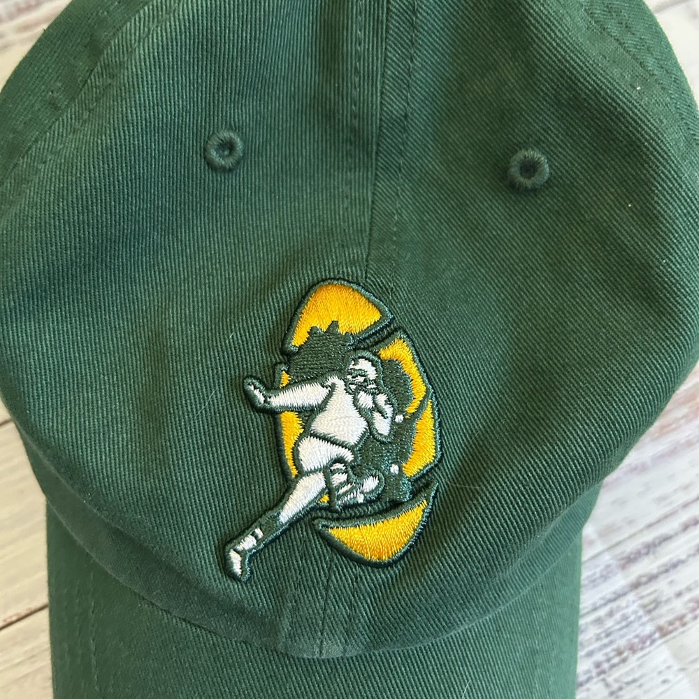 NFL Green Bay Packers Adjustable Hat with Vintage Style Logo - Picture 7 of 7